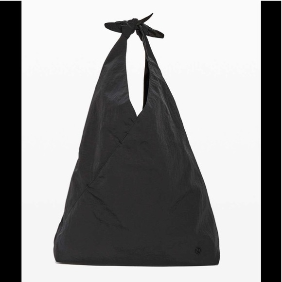 🍋Lululemon Cross It Off Tote, NWT - Picture 2 of 8